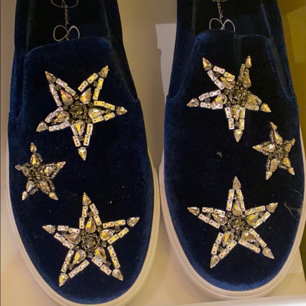 Meet your Posher, Crystal